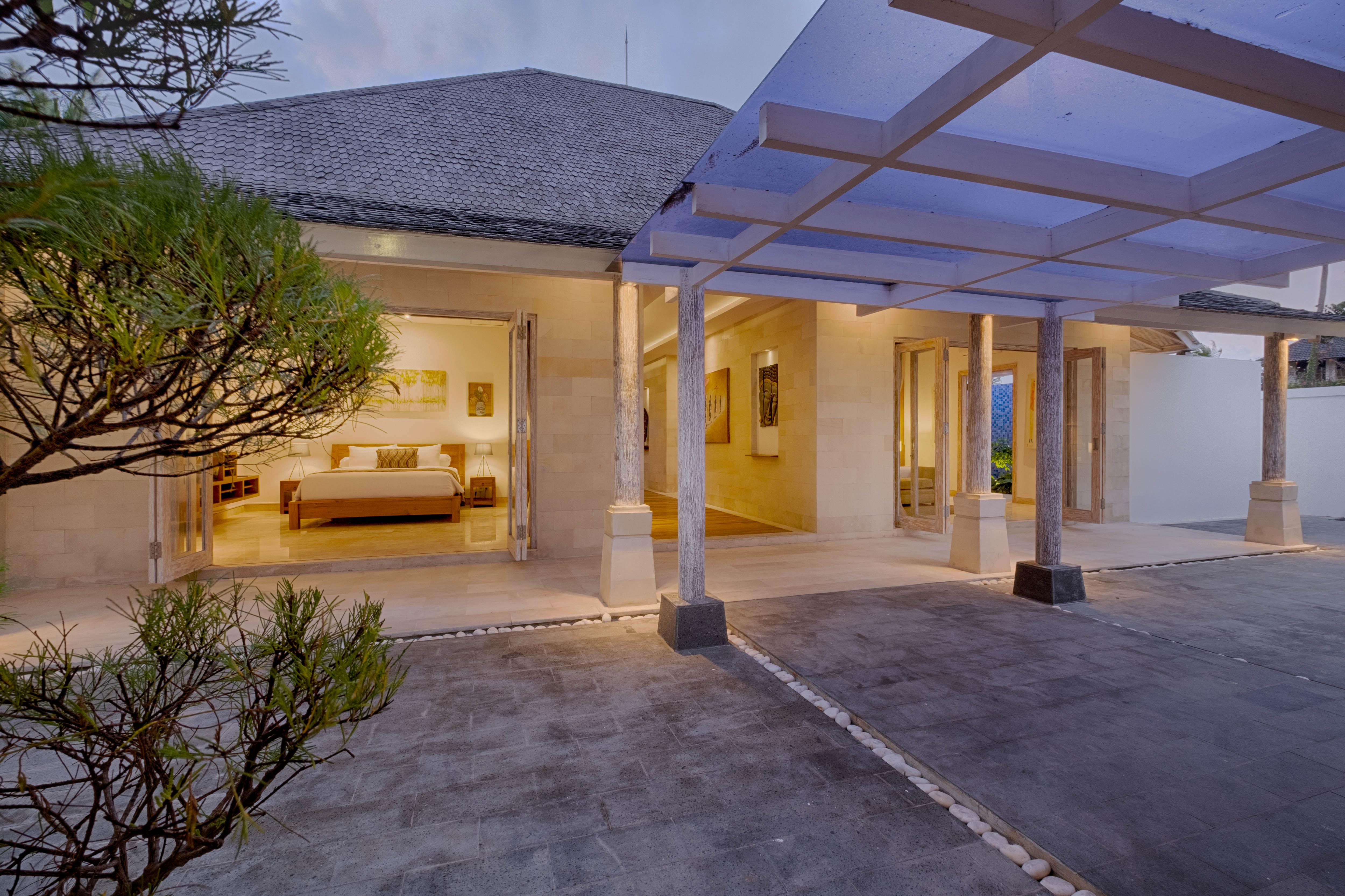 Kutus Kutus Saba Beach Villa Sukawati Exteriér fotografie