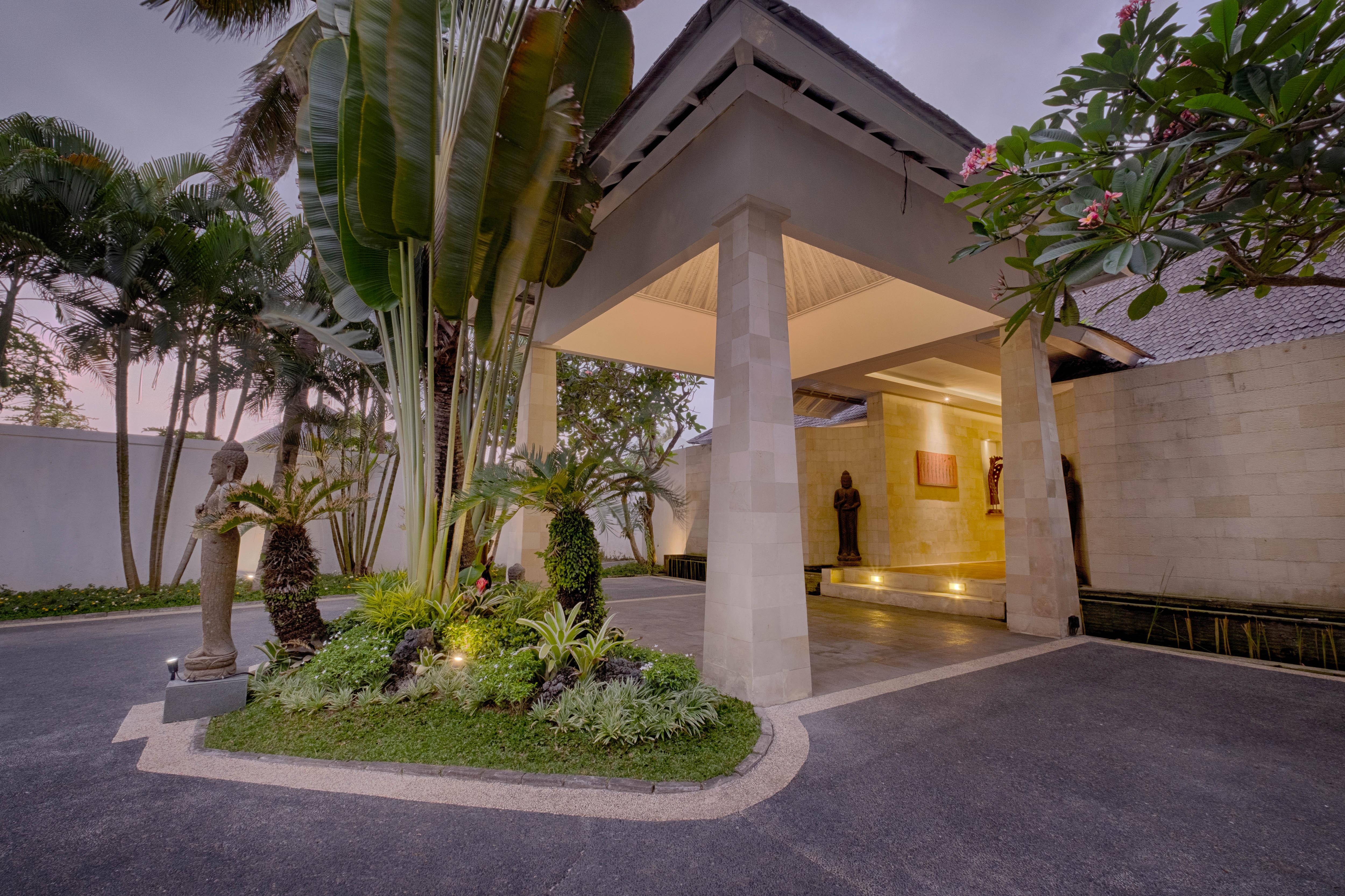 Kutus Kutus Saba Beach Villa Sukawati Exteriér fotografie