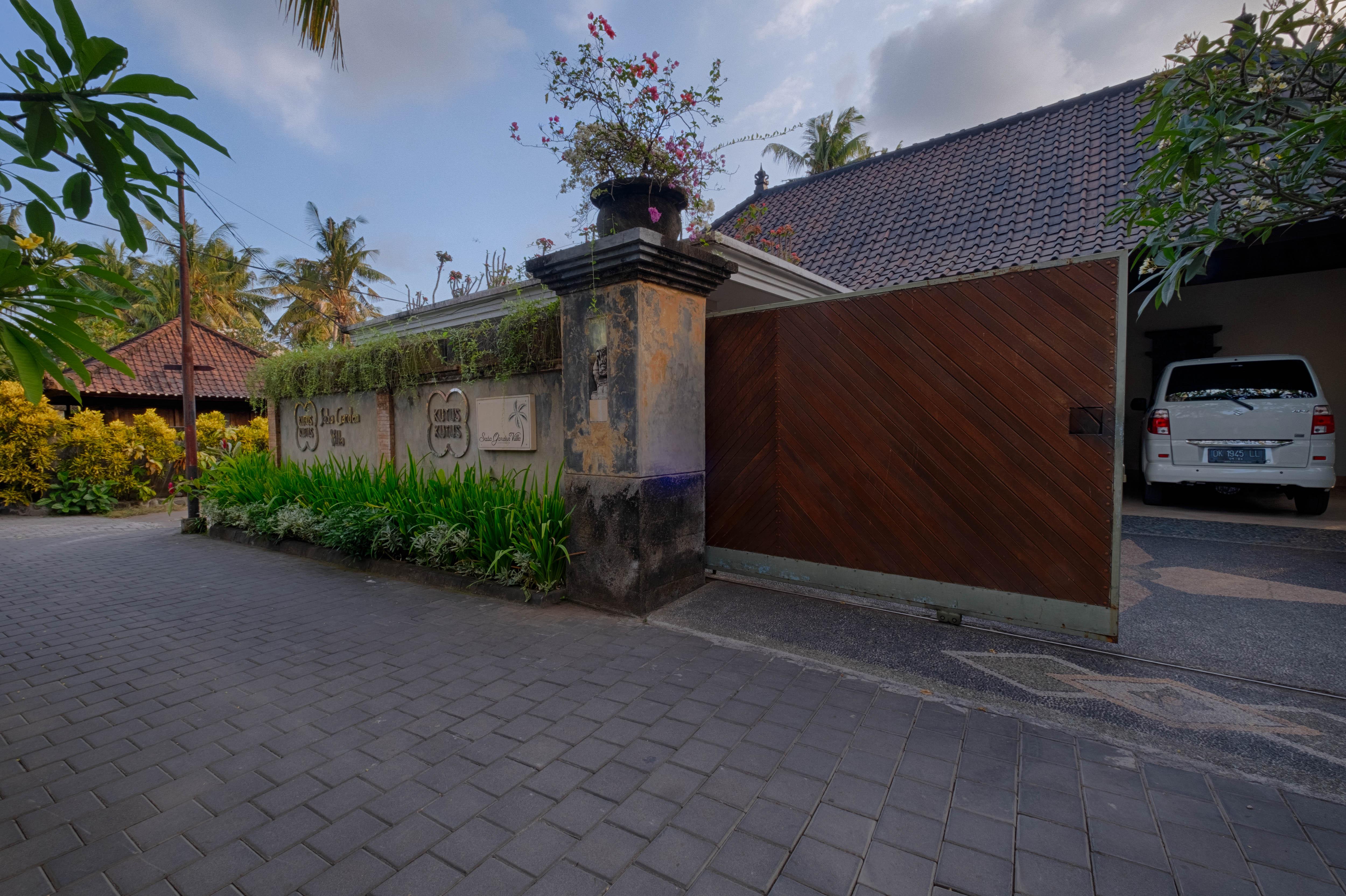 Kutus Kutus Saba Beach Villa Sukawati Exteriér fotografie