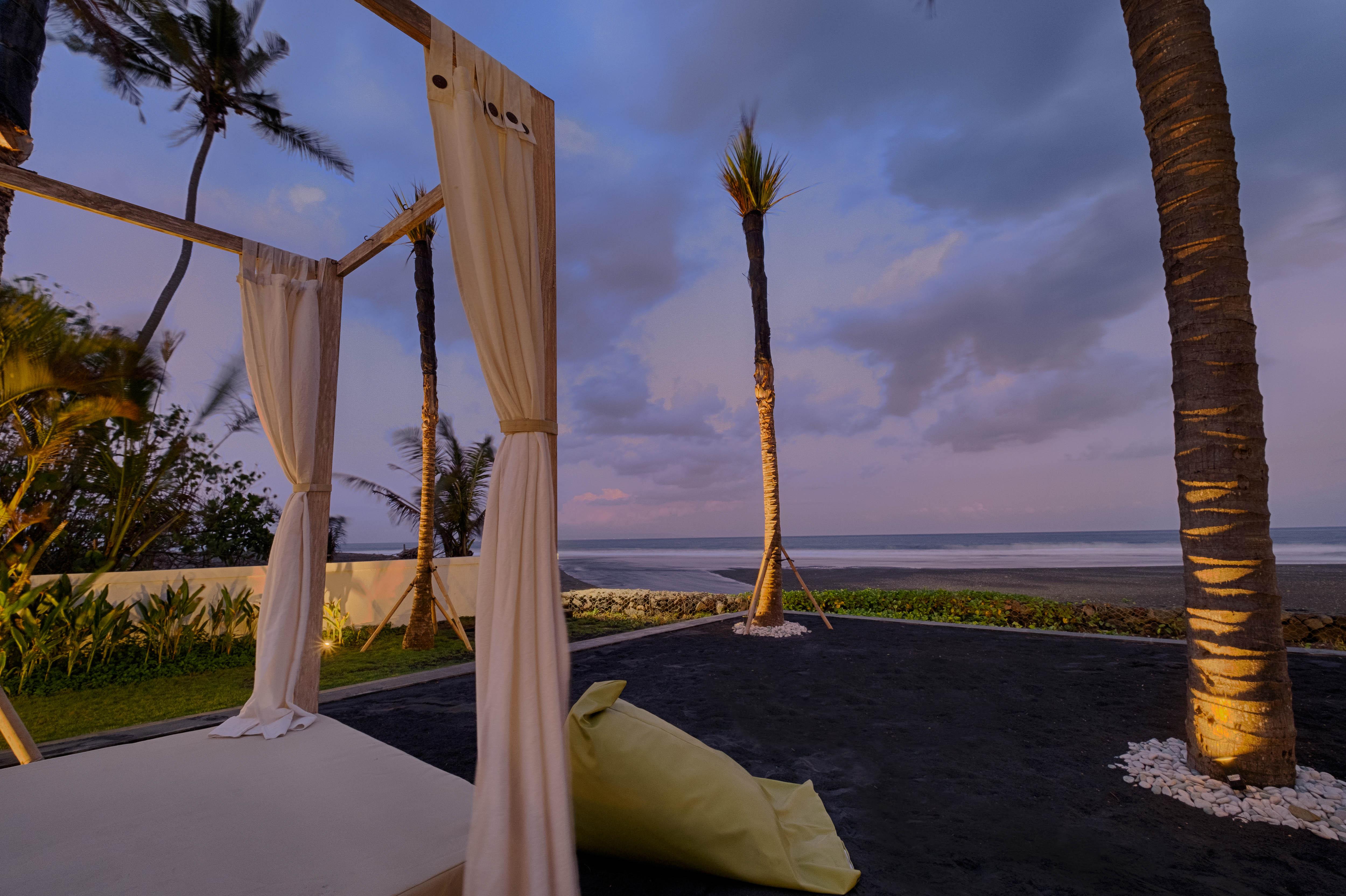 Kutus Kutus Saba Beach Villa Sukawati Exteriér fotografie